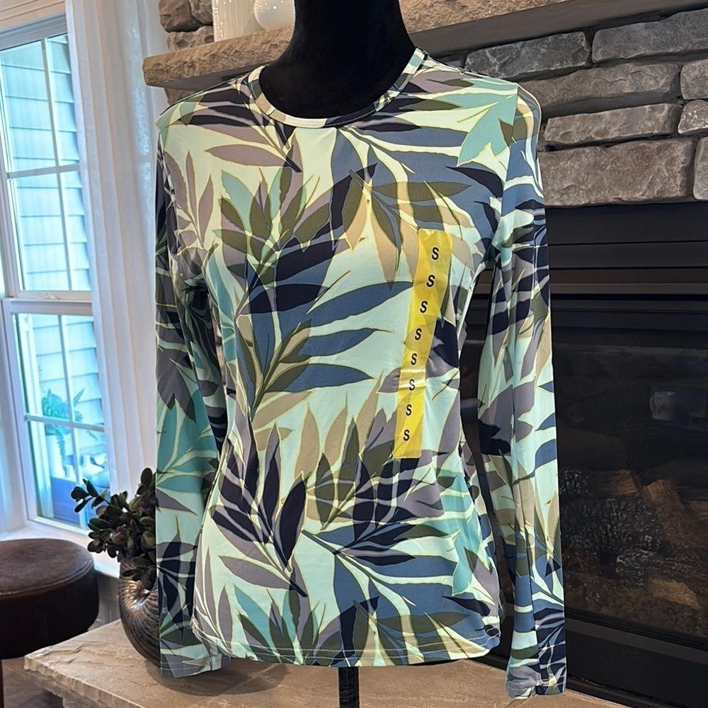Hang Ten UPF 50+ UV protection,crew neck,zipper pocket,floral top,summer,outdoor